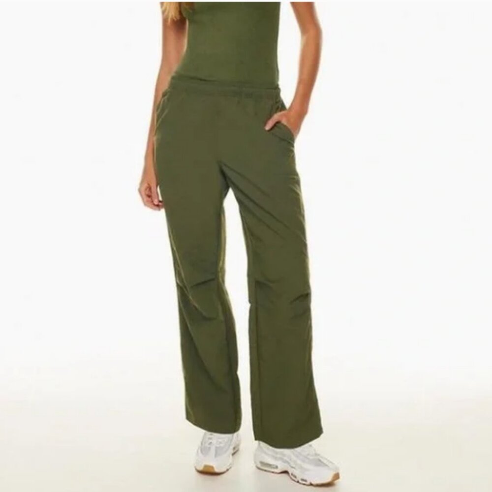 Aritzia TNA Womens Pant Sz L Sawyer Nylon Parachute Track Athletic Forest Green
